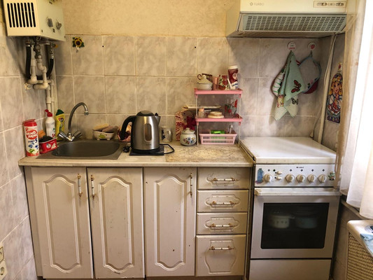 Продам двухкомнатную (2-комн.) квартиру, Солнечный пер, 1, Гатчина г