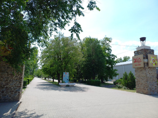 Продам двухкомнатную (2-комн.) квартиру, 50 лет ВЛКСМ ул, 5, Волгодонск г