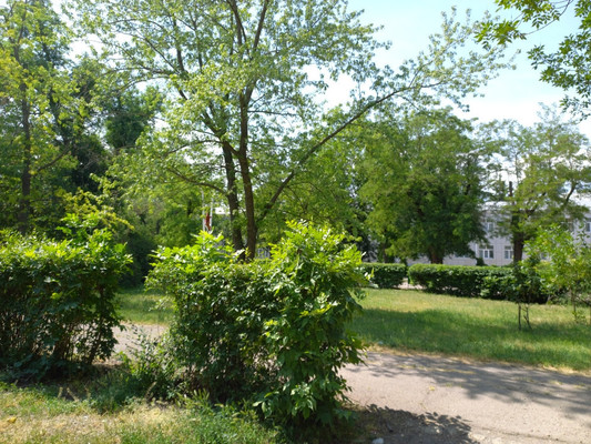 Продам двухкомнатную (2-комн.) квартиру, 50 лет ВЛКСМ ул, 5, Волгодонск г