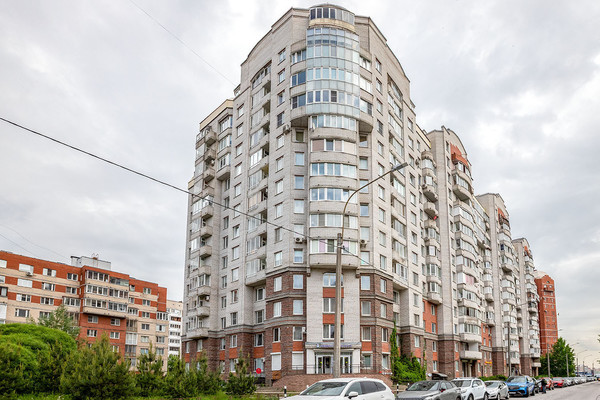 Продам однокомнатную (1-комн.) квартиру, Богатырский пр-кт, 25Ак1, Санкт-Петербург г