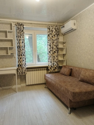 Продам однокомнатную (1-комн.) квартиру, Прогрессивная ул, 3, Ростов-на-Дону г