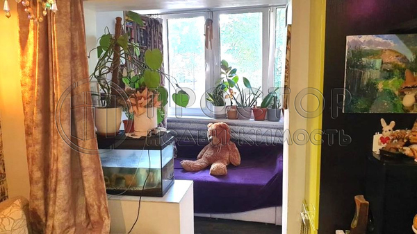 Продам комнату в 3-комн. квартире, Елецкая ул, 12к1, Москва г