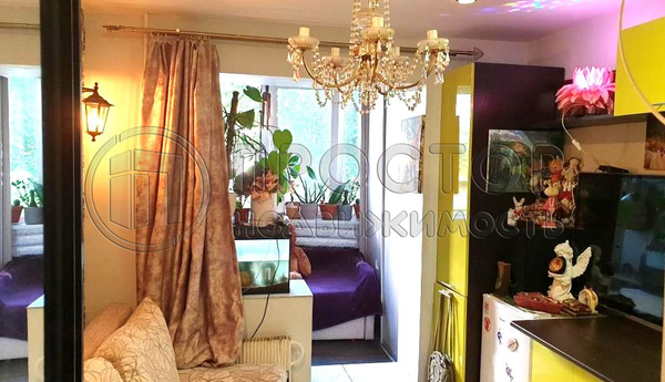 Продам комнату в 3-комн. квартире, Елецкая ул, 12к1, Москва г