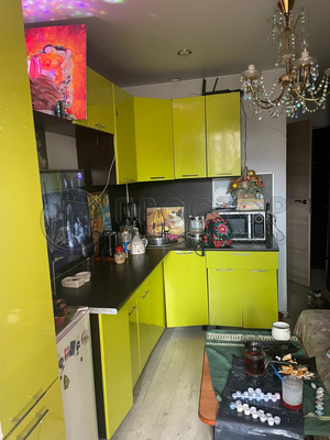 Продам комнату в 3-комн. квартире, Елецкая ул, 12к1, Москва г