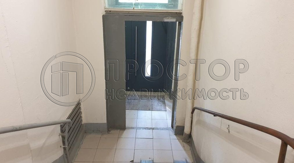 Продам комнату в 3-комн. квартире, Елецкая ул, 12к1, Москва г