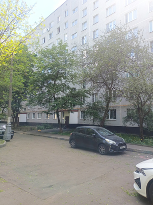 Продам многокомнатную квартиру, Россошанская ул, 13к3, Москва г