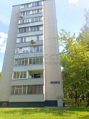 Продам многокомнатную квартиру, Россошанская ул, 13к3, Москва г