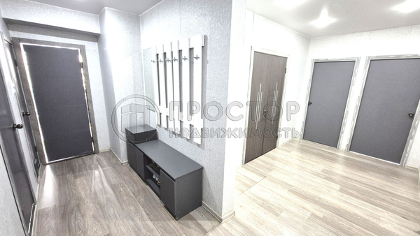 Продам трехкомнатную (3-комн.) квартиру, Святоозерская ул, 16, Москва г