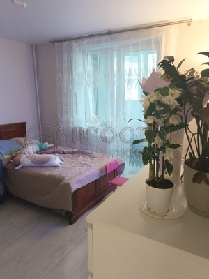 Продам двухкомнатную (2-комн.) квартиру, Бирюлёвская ул, 6, Москва г