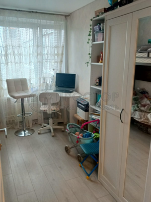Продам двухкомнатную (2-комн.) квартиру, Бирюлёвская ул, 6, Москва г