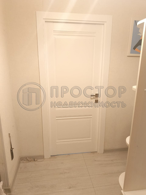 Продам двухкомнатную (2-комн.) квартиру, Бирюлёвская ул, 6, Москва г
