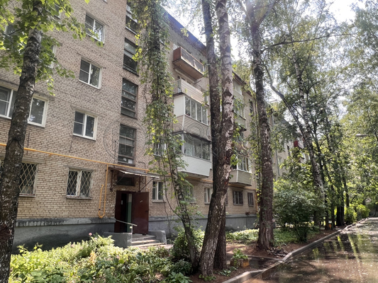 Продам двухкомнатную (2-комн.) квартиру, Железнодорожный проезд, 13, Красногорск г