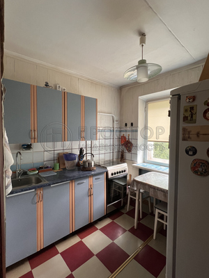 Продам двухкомнатную (2-комн.) квартиру, Железнодорожный проезд, 13, Красногорск г