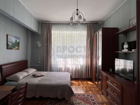 Продам двухкомнатную (2-комн.) квартиру, Чайковского ул, 14, Красногорск г