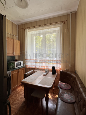 Продам двухкомнатную (2-комн.) квартиру, Чайковского ул, 14, Красногорск г