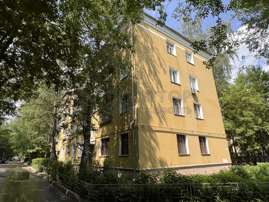 Продам двухкомнатную (2-комн.) квартиру, Чайковского ул, 14, Красногорск г