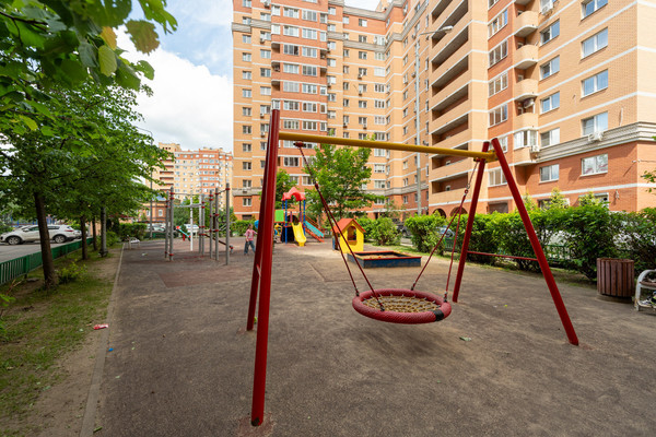 Продам трехкомнатную (3-комн.) квартиру, Набережная (Новая Деревня мкр.) ул, 35к6, Пушкино г
