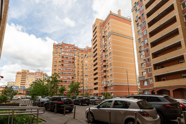 Продам трехкомнатную (3-комн.) квартиру, Набережная (Новая Деревня мкр.) ул, 35к6, Пушкино г
