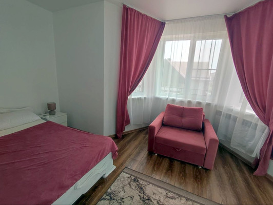 Продам однокомнатную (1-комн.) квартиру, Центральная ул, 26, Витязево с