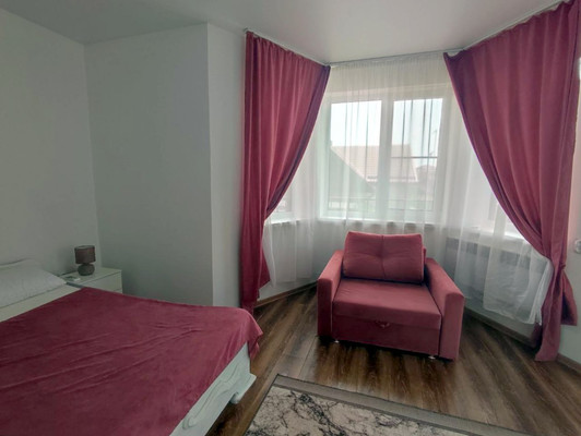Продам однокомнатную (1-комн.) квартиру, Центральная ул, 26, Витязево с