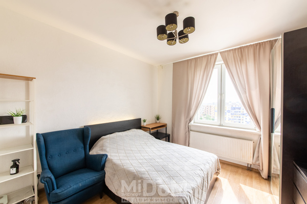 Продам однокомнатную (1-комн.) квартиру, Венская ул, 4к3, Кудрово г