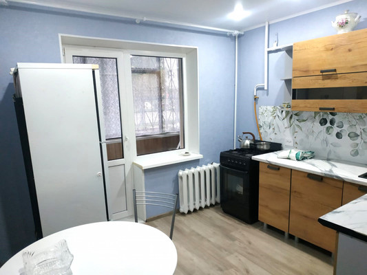 Продам однокомнатную (1-комн.) квартиру, Строителей проезд, 4, Липецк г