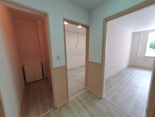 Продам однокомнатную (1-комн.) квартиру, Полиграфическая ул, 10, Липецк г