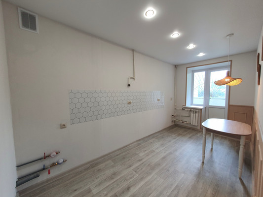 Продам однокомнатную (1-комн.) квартиру, Полиграфическая ул, 10, Липецк г
