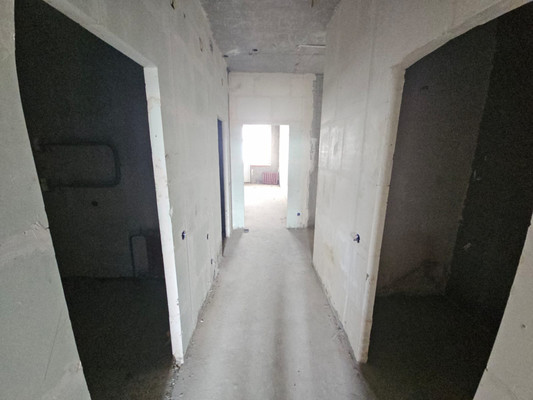 Продам трехкомнатную (3-комн.) квартиру, Комсомольская ул, 8, Краснодар г