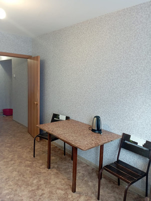 Продам трехкомнатную (3-комн.) квартиру, Абытаевская ул, 4а, Красноярск г