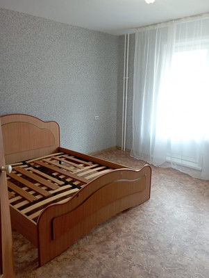 Продам трехкомнатную (3-комн.) квартиру, Абытаевская ул, 4а, Красноярск г