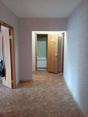 Продам трехкомнатную (3-комн.) квартиру, Абытаевская ул, 4а, Красноярск г