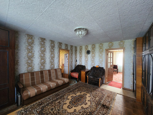 Продам трехкомнатную (3-комн.) квартиру, 23, Бегуницы д