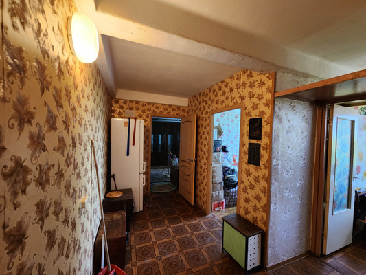 Продам трехкомнатную (3-комн.) квартиру, 23, Бегуницы д