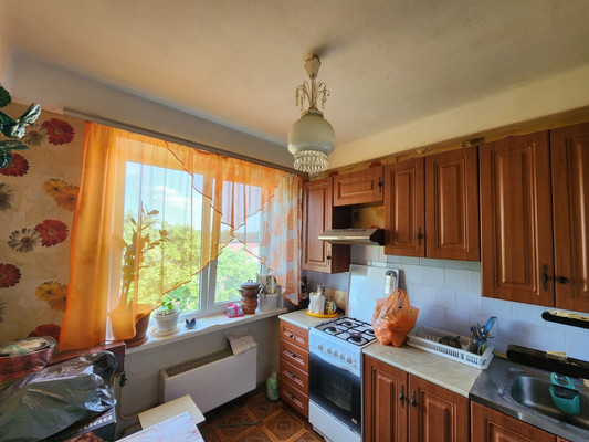 Продам трехкомнатную (3-комн.) квартиру, 23, Бегуницы д