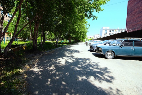 Продам двухкомнатную (2-комн.) квартиру, Невьянский пер, 1, Екатеринбург г