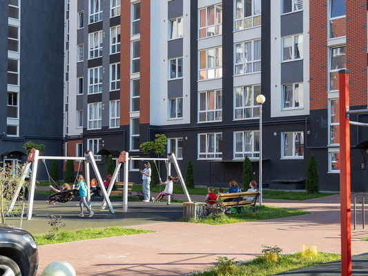 Продам двухкомнатную (2-комн.) квартиру (долевое), Коммунистическая ул, Калининград г
