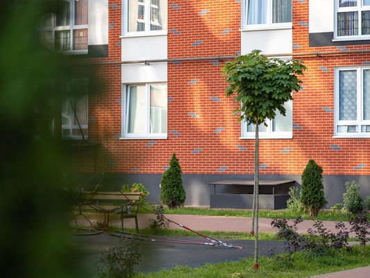 Продам двухкомнатную (2-комн.) квартиру (долевое), Коммунистическая ул, Калининград г