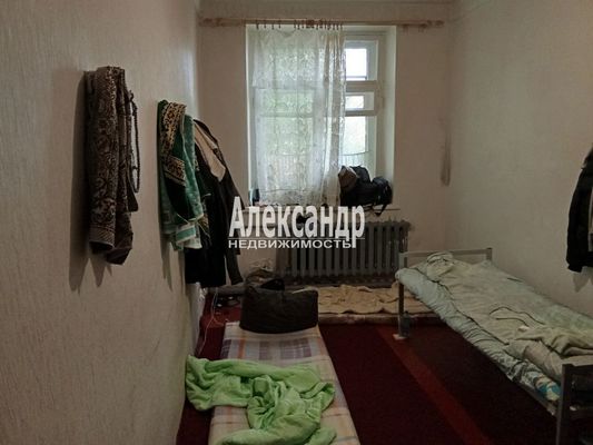 Продам многокомнатную квартиру, Курляндская ул, 32, Санкт-Петербург г