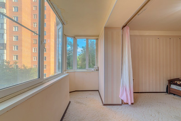 Продам трехкомнатную (3-комн.) квартиру, Мира ул, 13, Пенза г