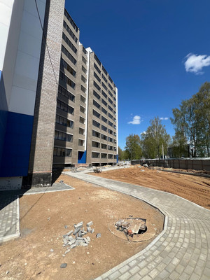 Продам трехкомнатную (3-комн.) квартиру, Колхозная ул, 16, Сыктывкар г
