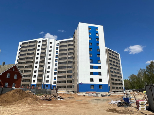 Продам трехкомнатную (3-комн.) квартиру, Колхозная ул, 16, Сыктывкар г