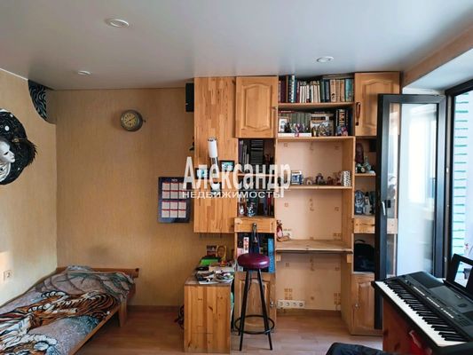 Продам однокомнатную (1-комн.) квартиру, Пискарёвский пр-кт, 155к2, Санкт-Петербург г