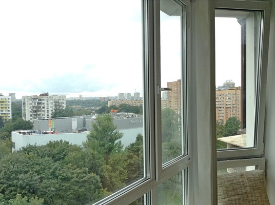 Продам двухкомнатную (2-комн.) квартиру, Беломорская ул, 18А, Москва г