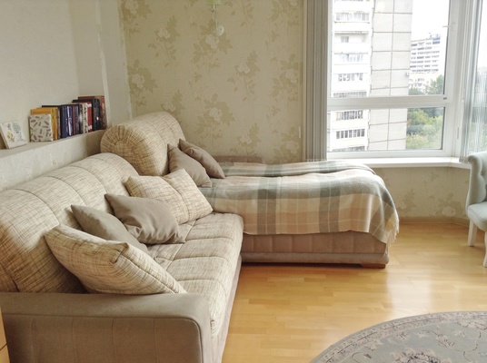 Продам двухкомнатную (2-комн.) квартиру, Беломорская ул, 18А, Москва г