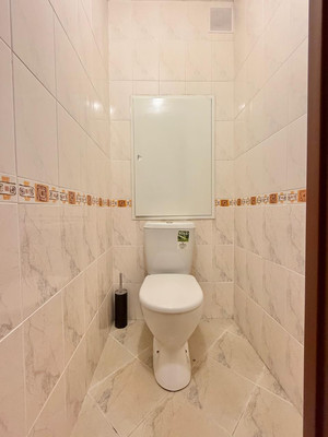 Продам двухкомнатную (2-комн.) квартиру, Дмитровка Б. ул, 4к4, Москва г