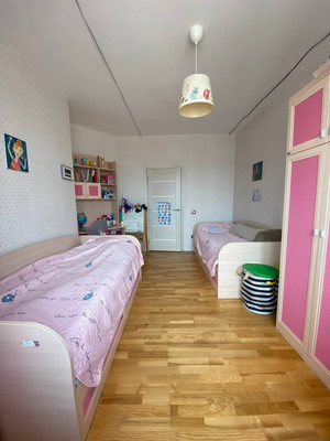 Продам трехкомнатную (3-комн.) квартиру, им. 40-летия Победы ул, 184к2, Краснодар г