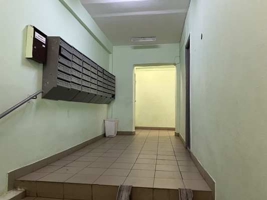 Продам однокомнатную (1-комн.) квартиру, Можайское ш, 65, Юдино с