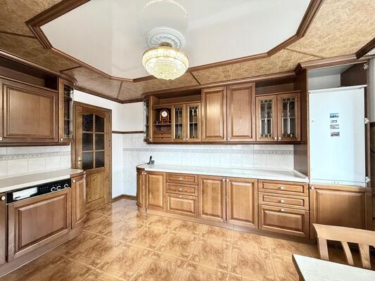 Продам многокомнатную квартиру, Володарского ул, 119, Киров г