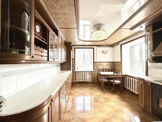 Продам многокомнатную квартиру, Володарского ул, 119, Киров г